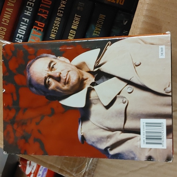 John Saul The Manhattan Hunt Club - Picture 2 of 6